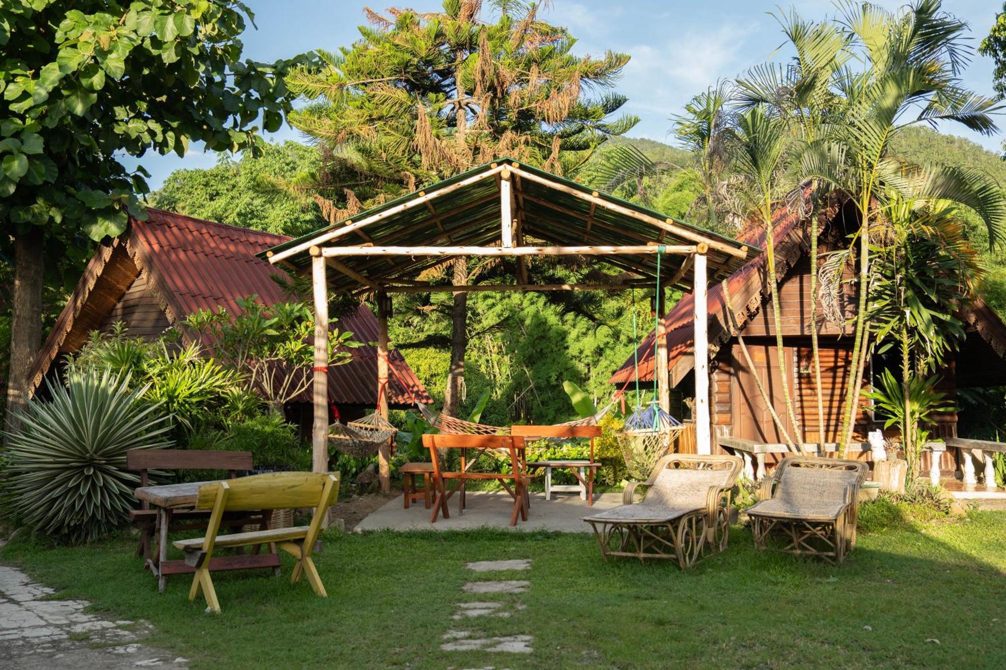 Butterfly Hostel, Pai Exteriér fotografie