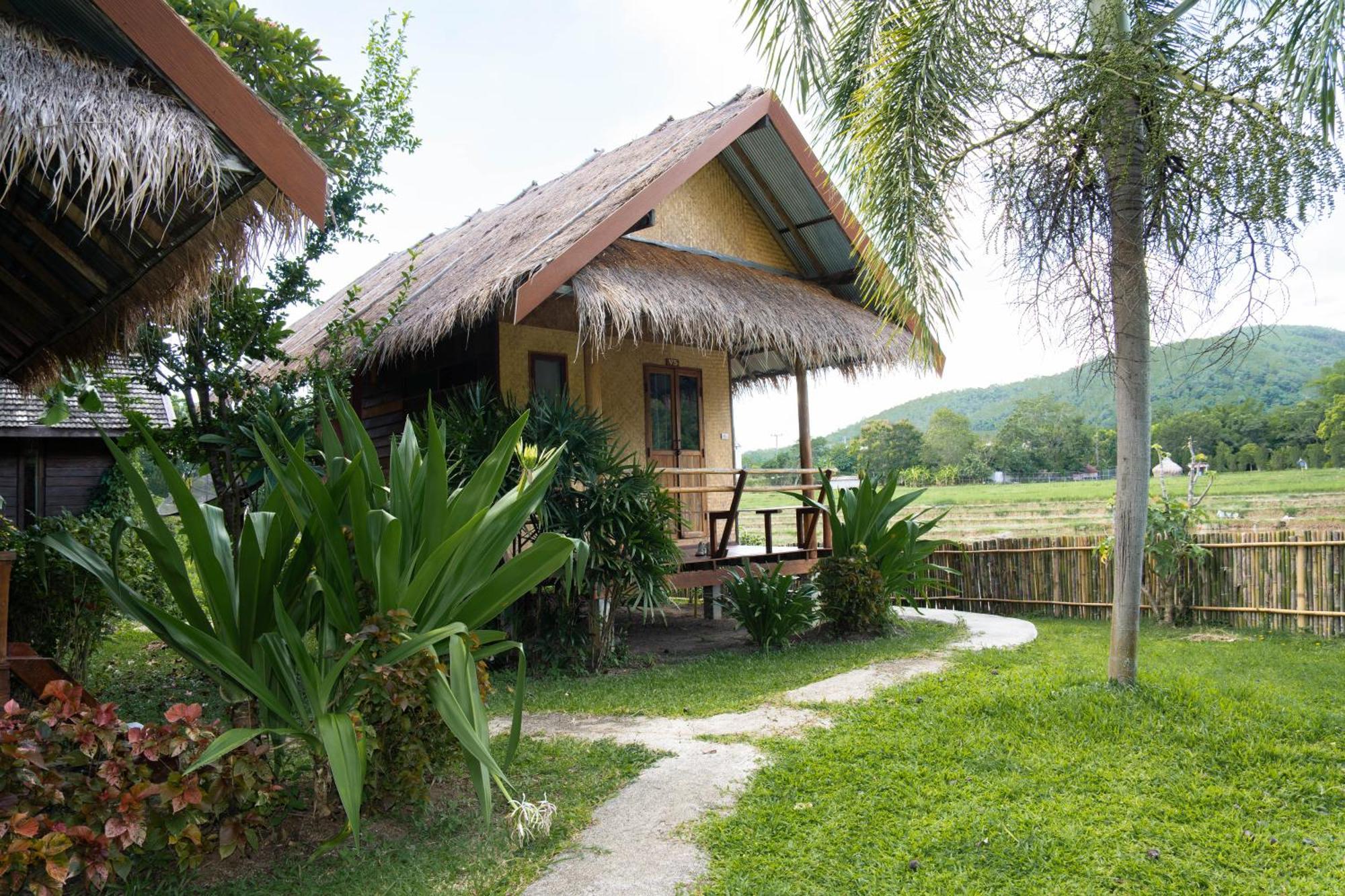 Butterfly Hostel, Pai Exteriér fotografie